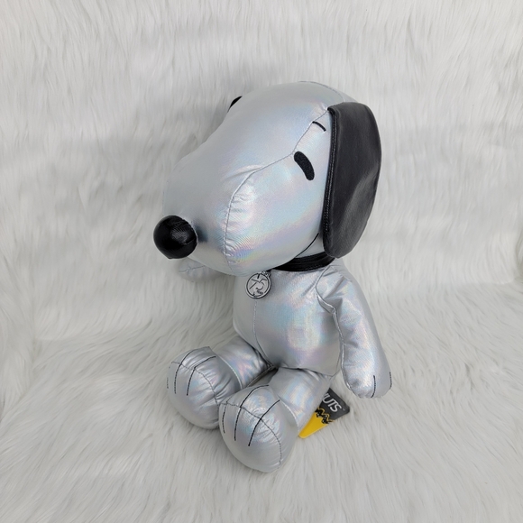 Peanuts 75th Anniversary Snoopy & Woodstock Metallic Design Plush. - Picture 4 of 6